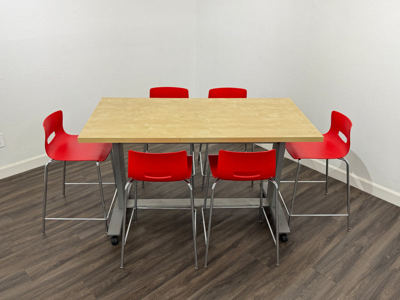 Bar Chairs & Table